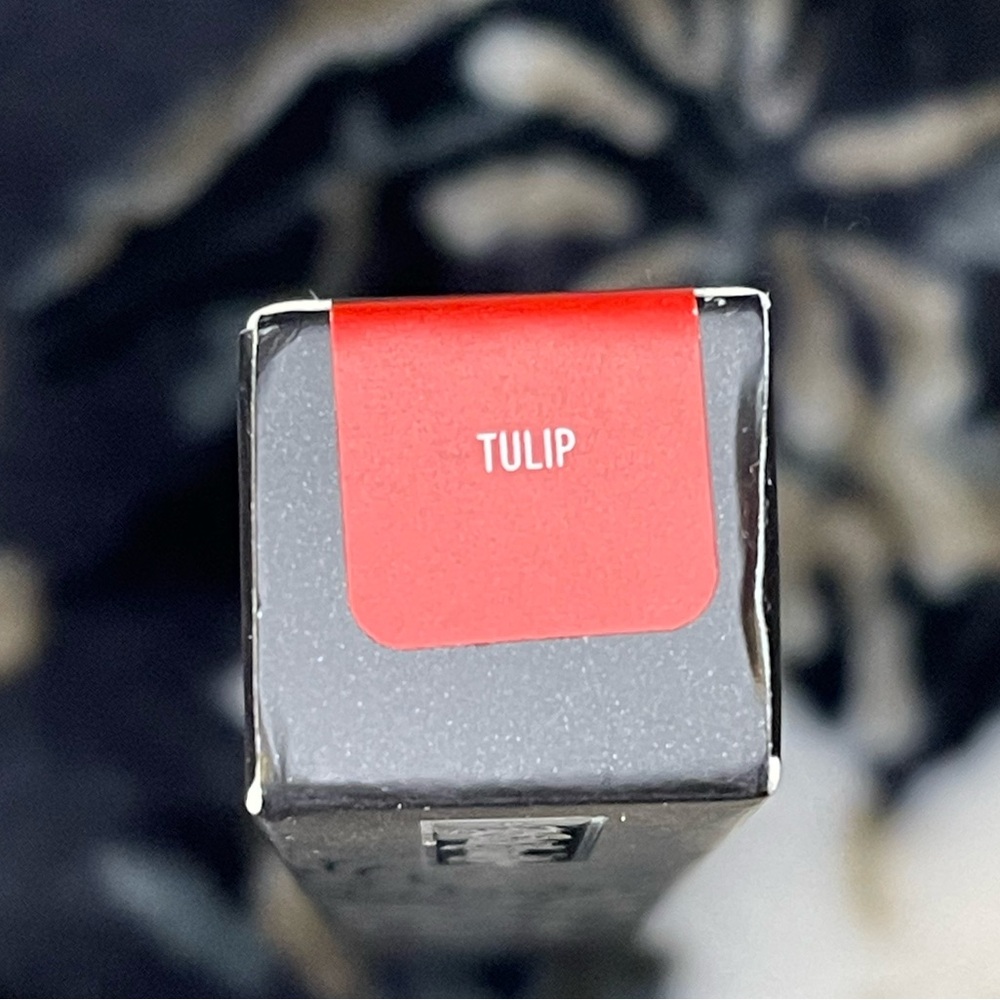 Kat Von D Tulip XO Vinyl Lip Cream - Picture 4 of 5